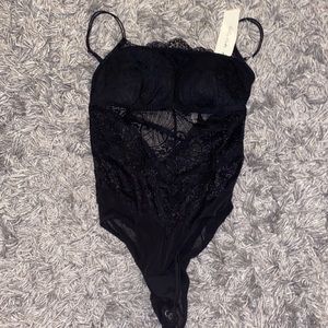 Hollister gilly hicks lace black bodysuit